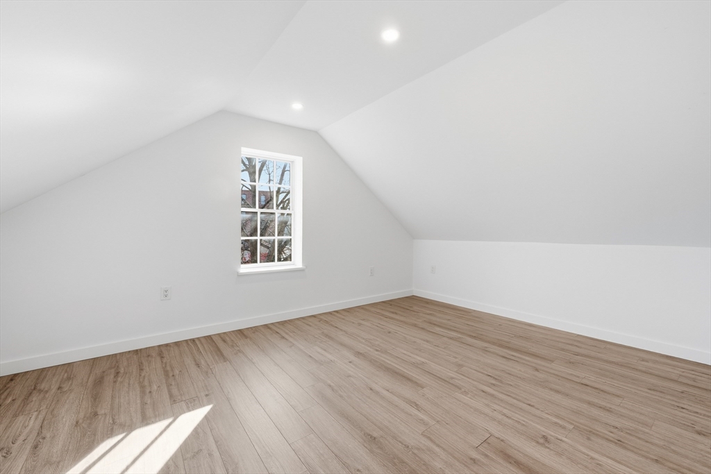 289 Central Street Lowell, MA 01852 - Photo 14 of 40