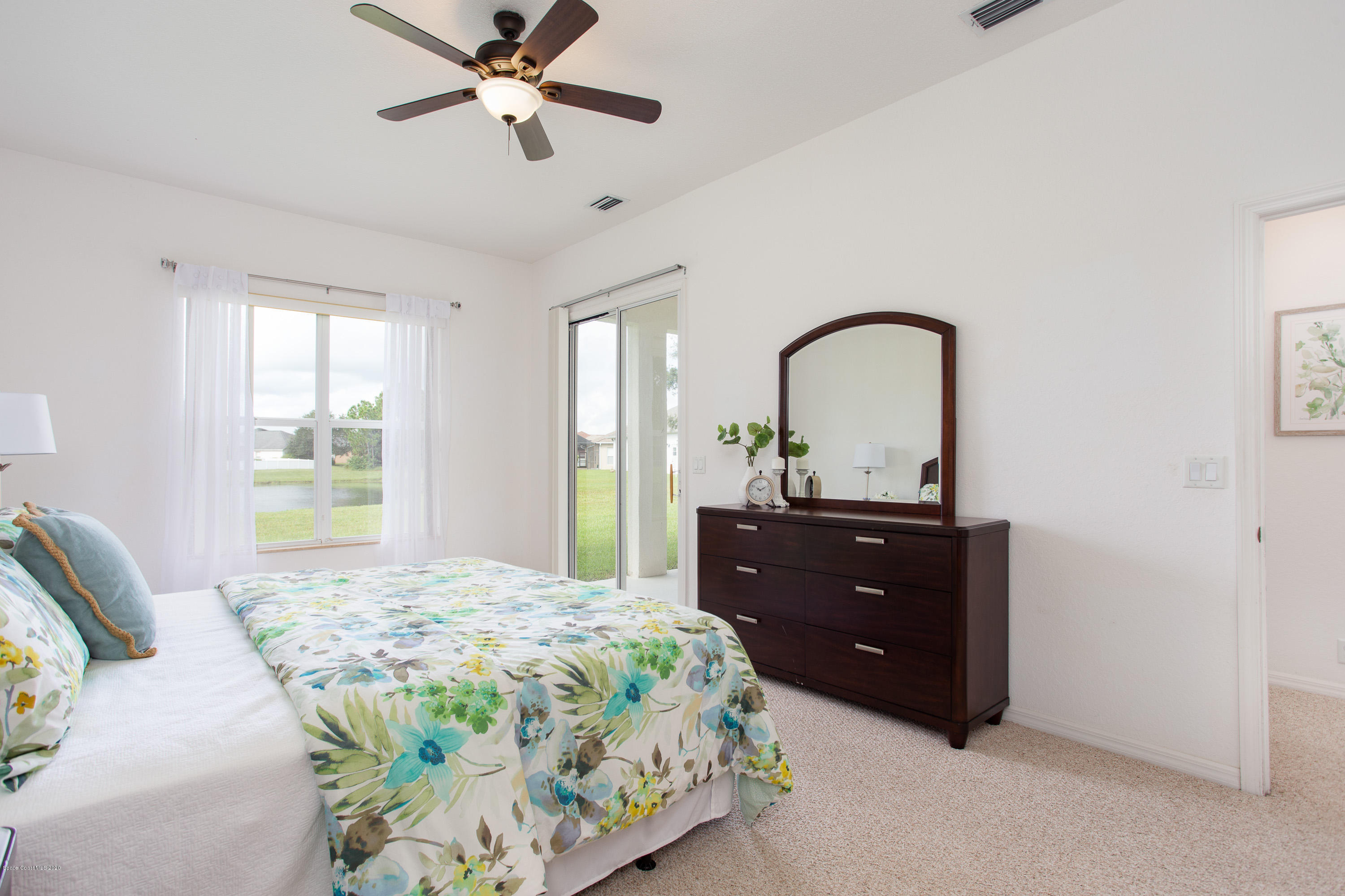 210 Ridgemont Circle Southeast Palm Bay, FL 32909 - Photo 15 of 39 25- 210 Ridgemont Cir SE