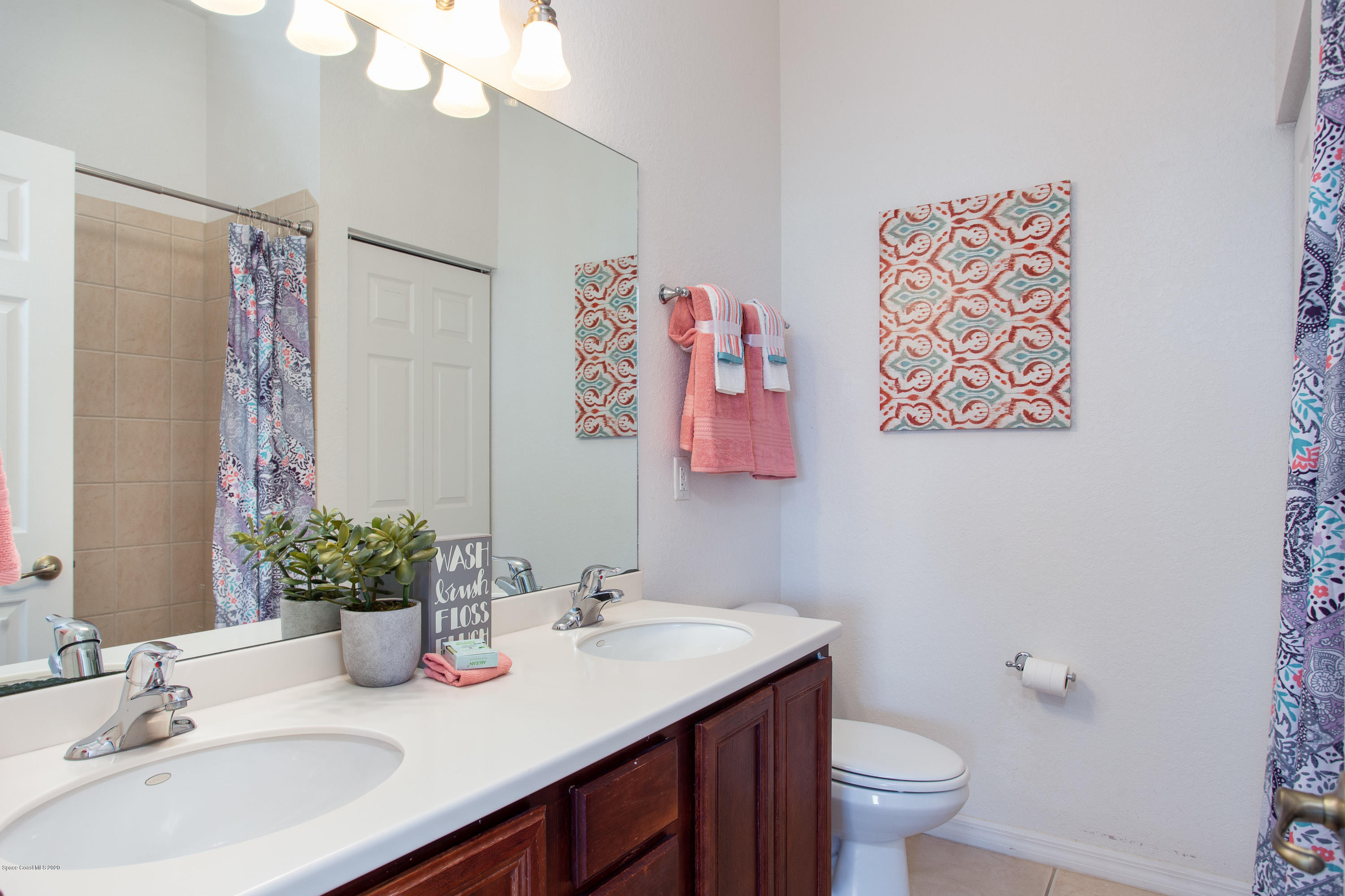 210 Ridgemont Circle Southeast Palm Bay, FL 32909 - Photo 23 of 39 32- 210 Ridgemont Cir SE