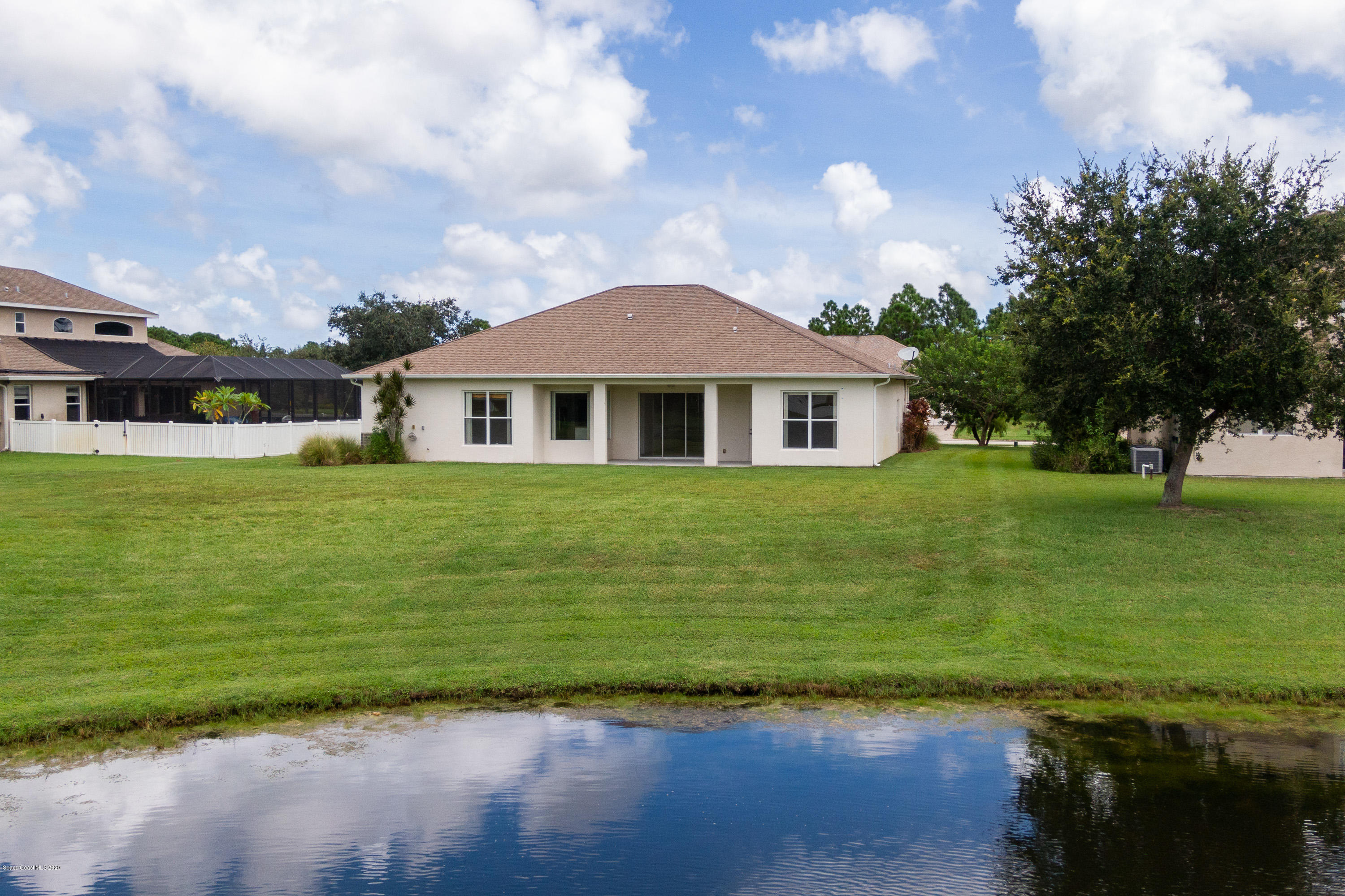 210 Ridgemont Circle Southeast Palm Bay, FL 32909 - Photo 35 of 39 08- 210 Ridgemont Cir SE