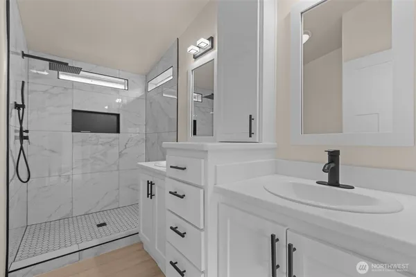 $260,000 | 31108 3rd Avenue, Unit 301, Black Diamond, WA 98010