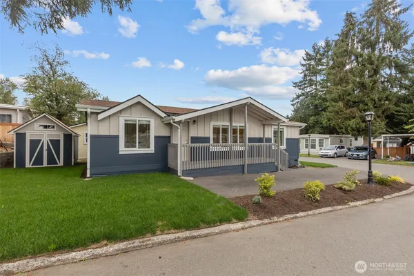 $260,000 | 31108 3rd Avenue, Unit 301, Black Diamond, WA 98010