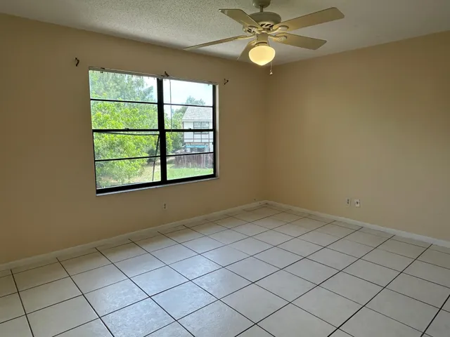 $149,900 | 5153 Breckenridge Place, Unit 39, West Palm Beach, FL 33417