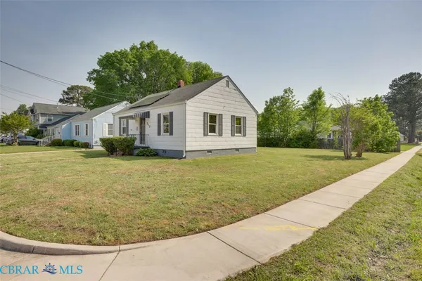 $235,000 | 343 Darby Avenue, Hampton, VA 23663