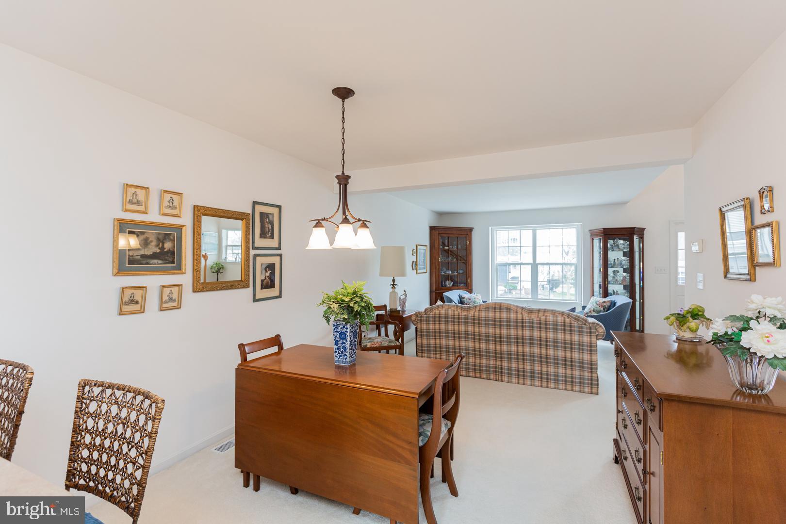 607 Chatham Way Lititz, PA 17543 - Photo 12 of 47