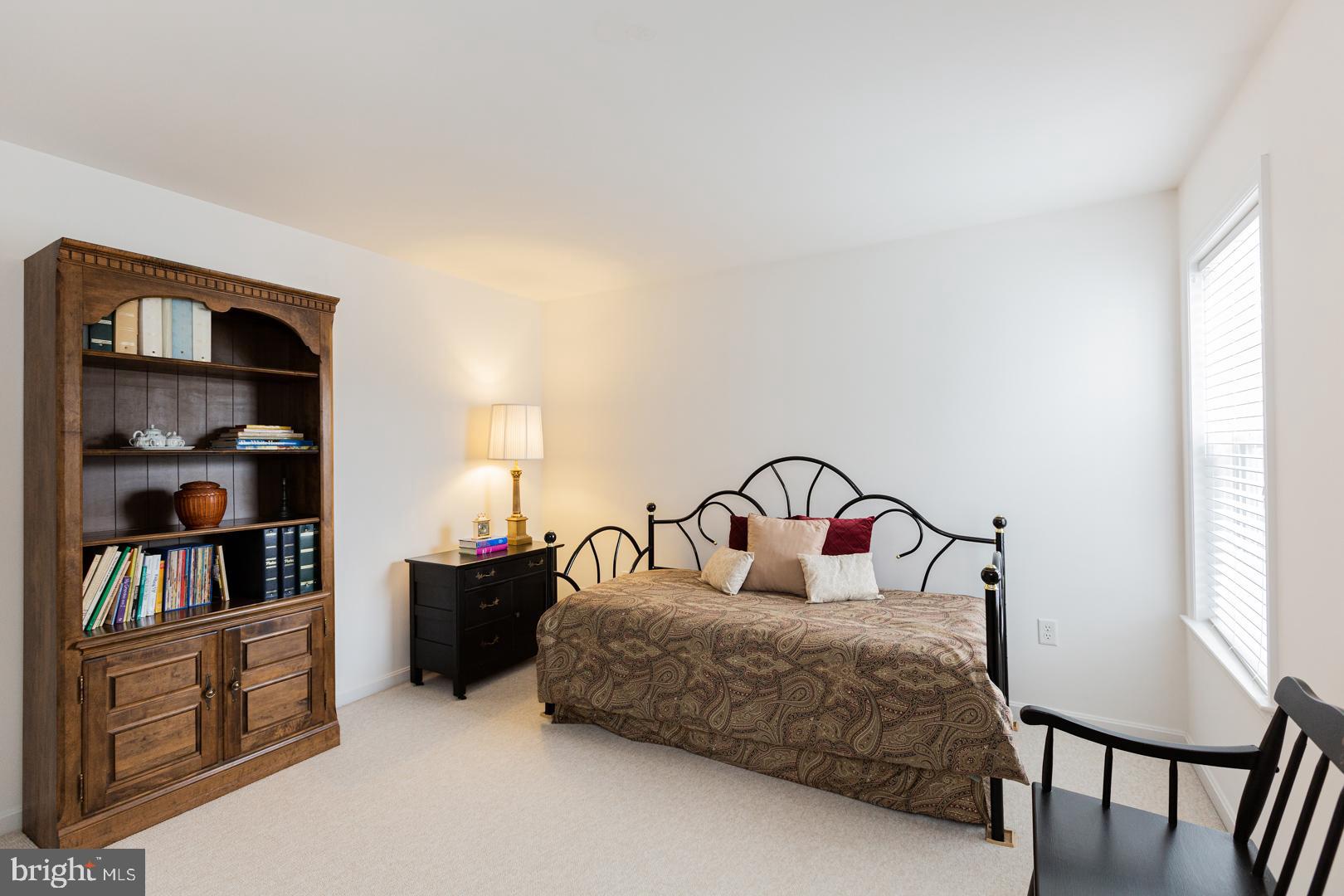 607 Chatham Way Lititz, PA 17543 - Photo 32 of 47
