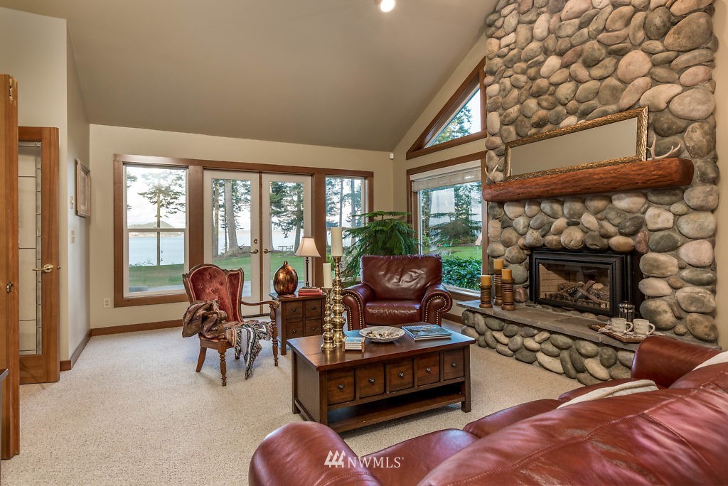 3437 Green Road Oak Harbor, WA 98277 - Photo 9 of 25 Gallery Image 9
