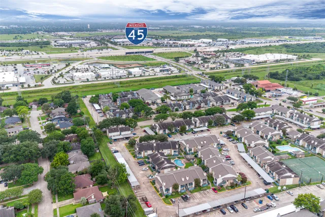 $98,500 | 250 El Dorado Boulevard, Unit 283, Webster, TX 77598