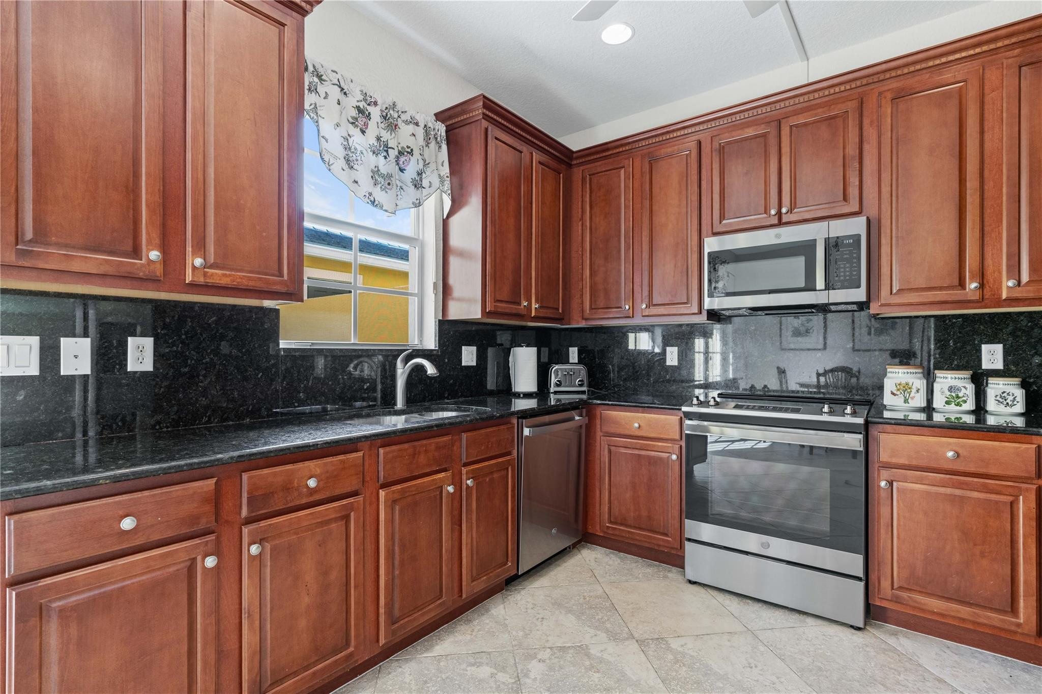 147 Midleton Way, Unit 244 Jupiter, FL 33458 - Photo 25 of 44 Photo 25