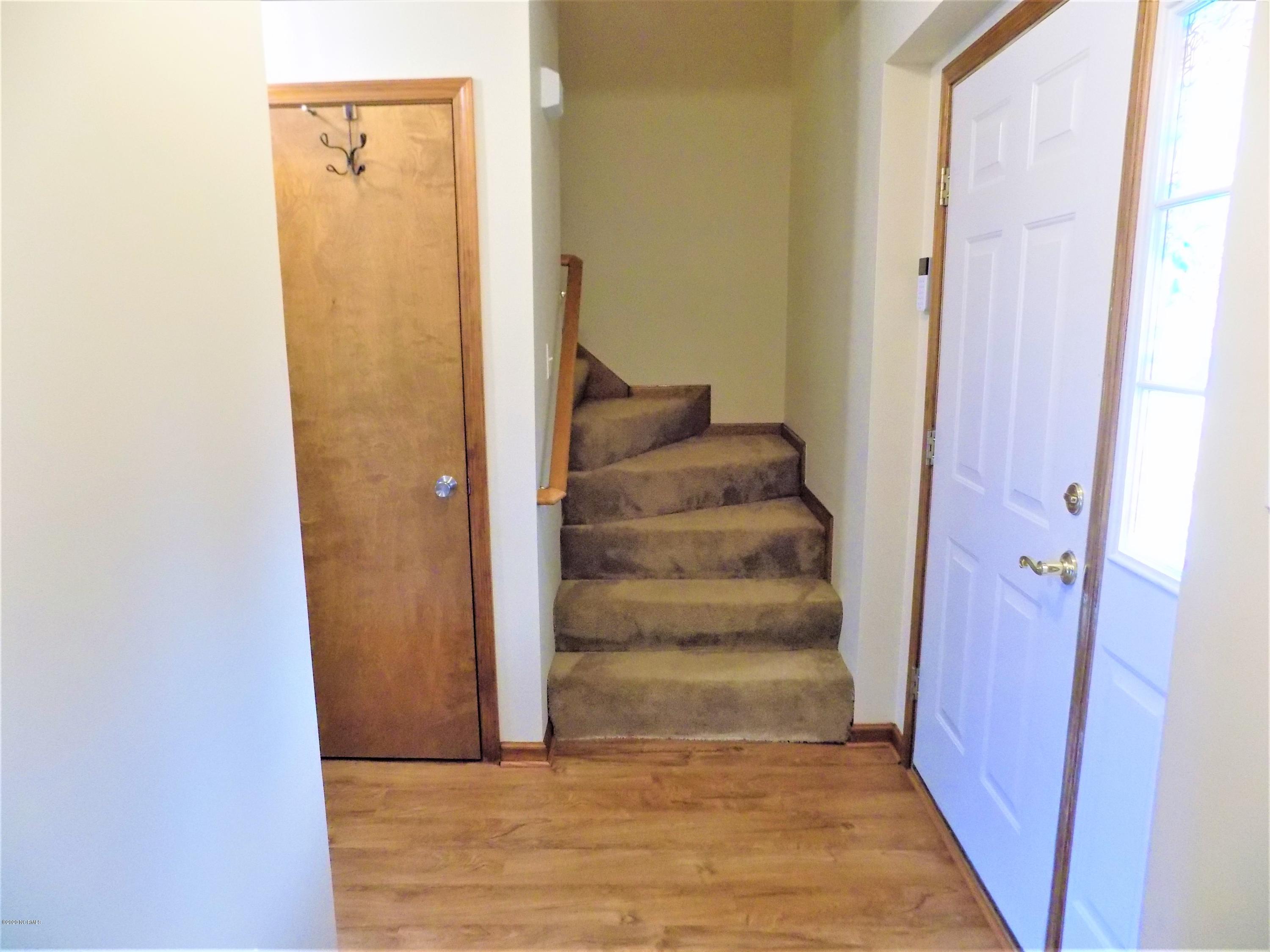 235 Bannermans Mill Road Richlands, NC 28574 - Photo 18 of 31 hall stairs