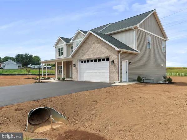 $649,900 | 13922 Paradise Church Road, Hagerstown, MD 21742