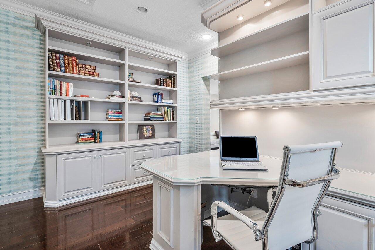 17657 Middlebrook Way Boca Raton, FL 33496 - Photo 31 of 98 030-17657MiddlebrookWay-BocaRaton-FL-334