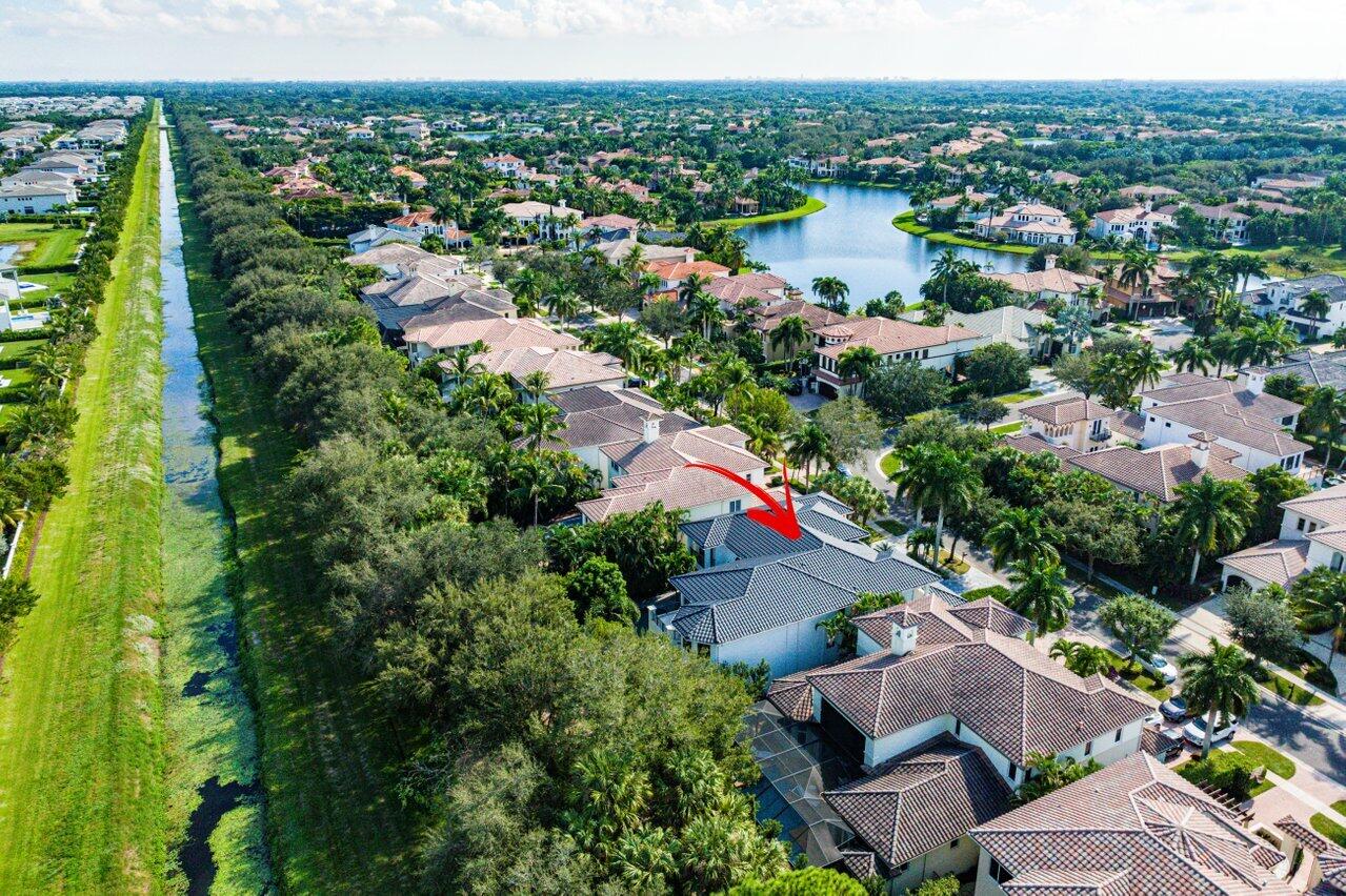 17657 Middlebrook Way Boca Raton, FL 33496 - Photo 66 of 98 an aerial view of residential houses with outdoor space and river
