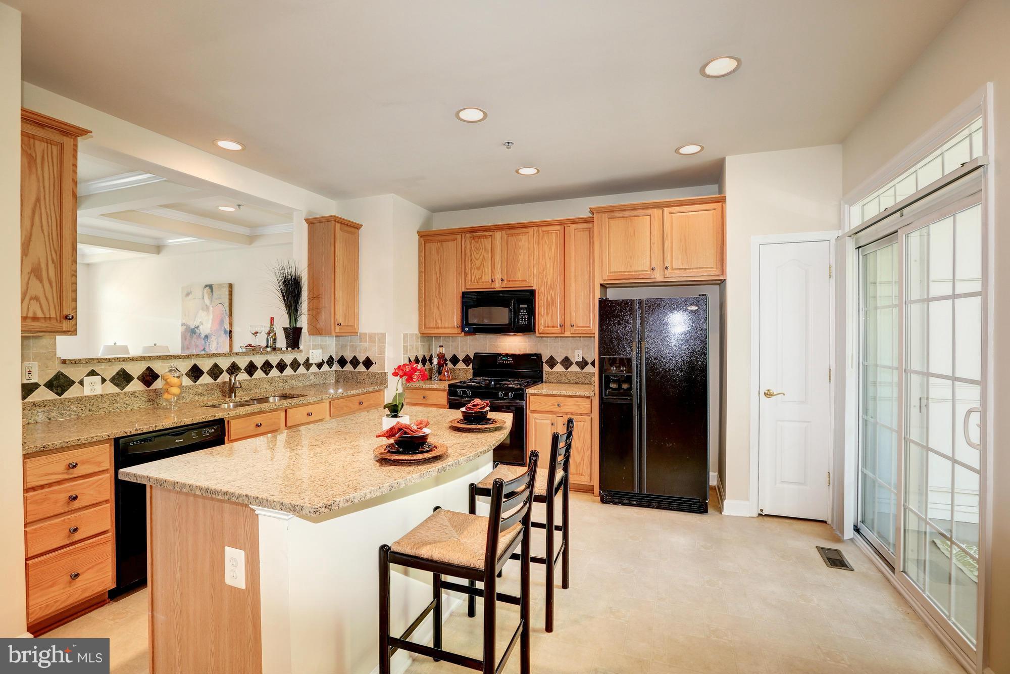 604 Ridgemont Avenue Rockville, MD 20850 - Photo 5 of 30 Kitchen