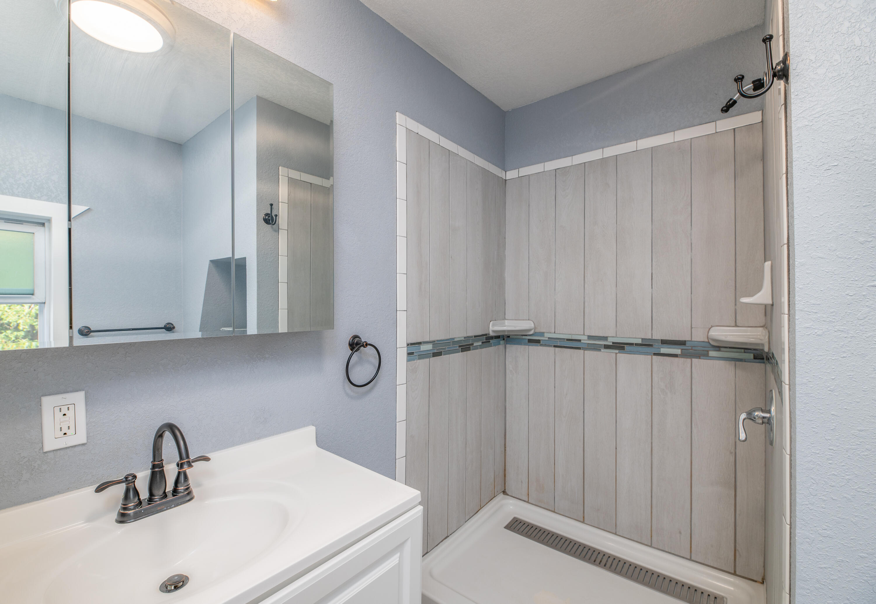29 Bangor Street Augusta, ME 04330 - Photo 26 of 44 Interior13