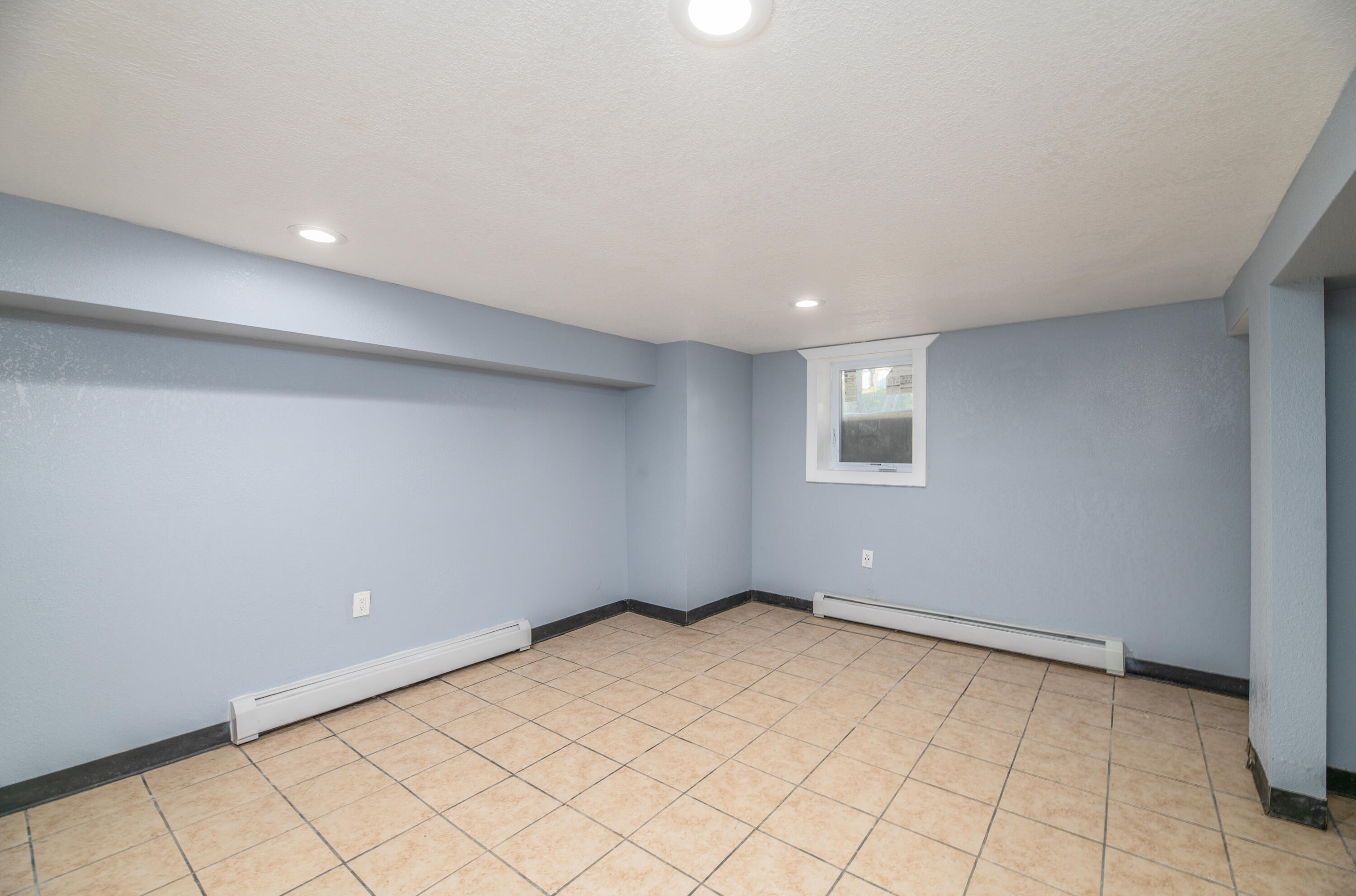 29 Bangor Street Augusta, ME 04330 - Photo 29 of 44 Interior36