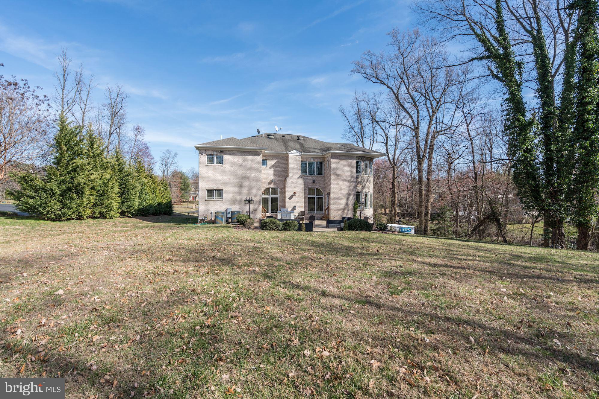 946 Seneca Road Great Falls, VA 22066 - Photo 103 of 106