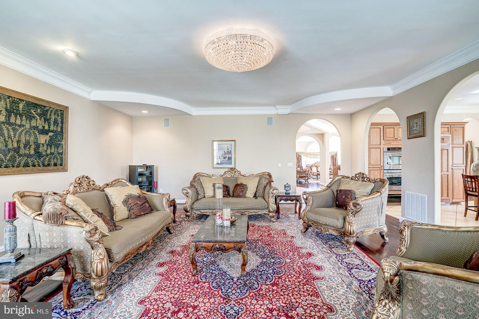 946 Seneca Road Great Falls, VA 22066 - Photo 15 of 106