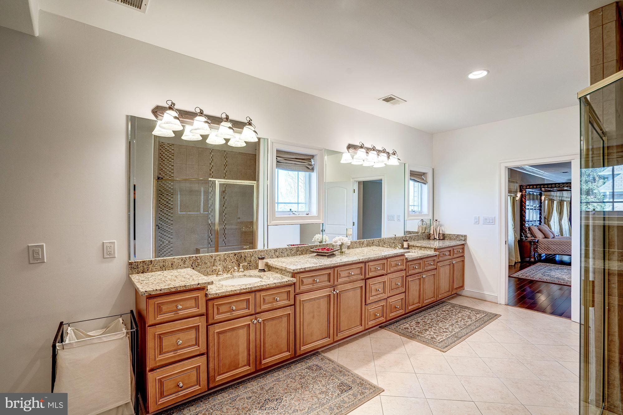 946 Seneca Road Great Falls, VA 22066 - Photo 55 of 106