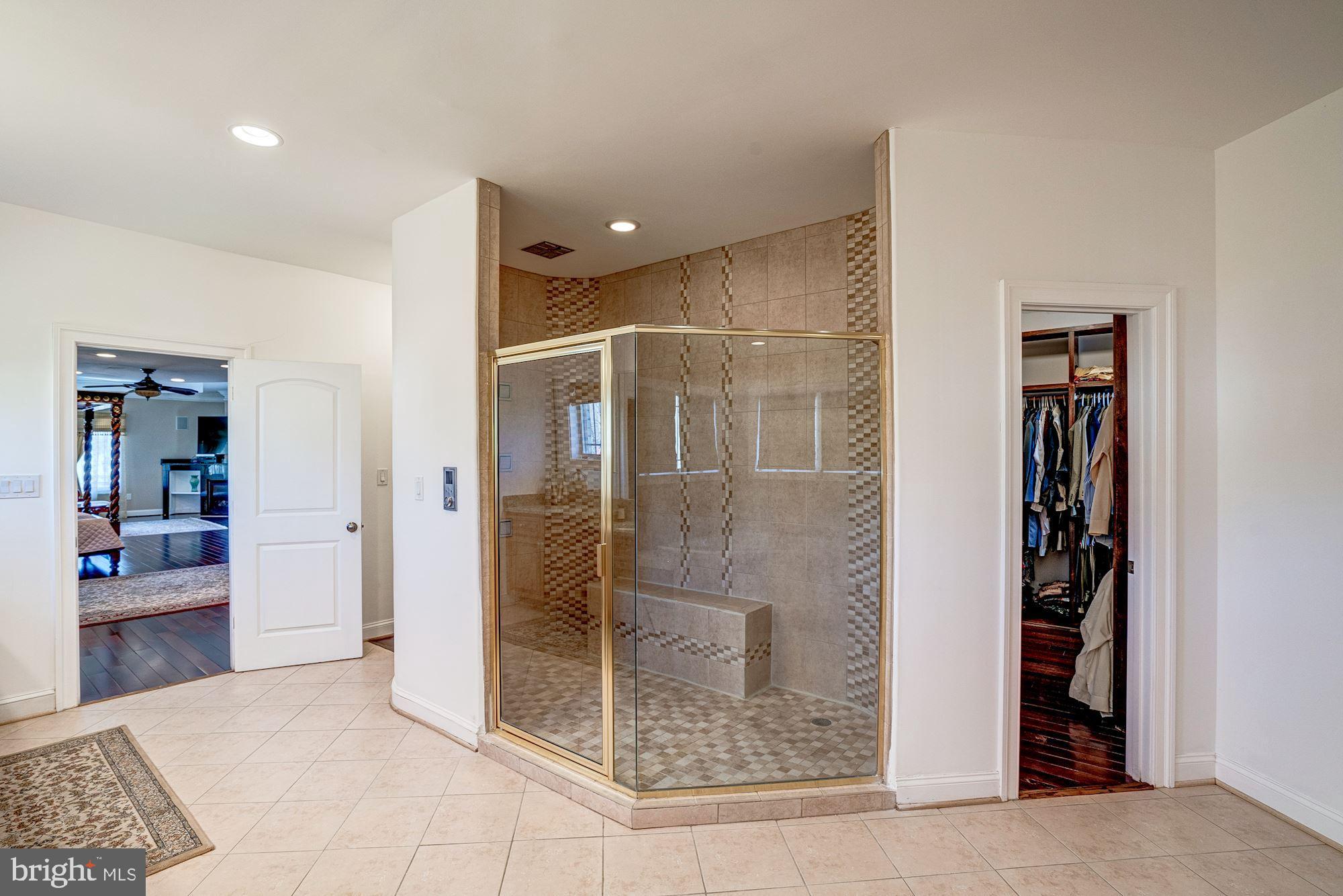 946 Seneca Road Great Falls, VA 22066 - Photo 57 of 106