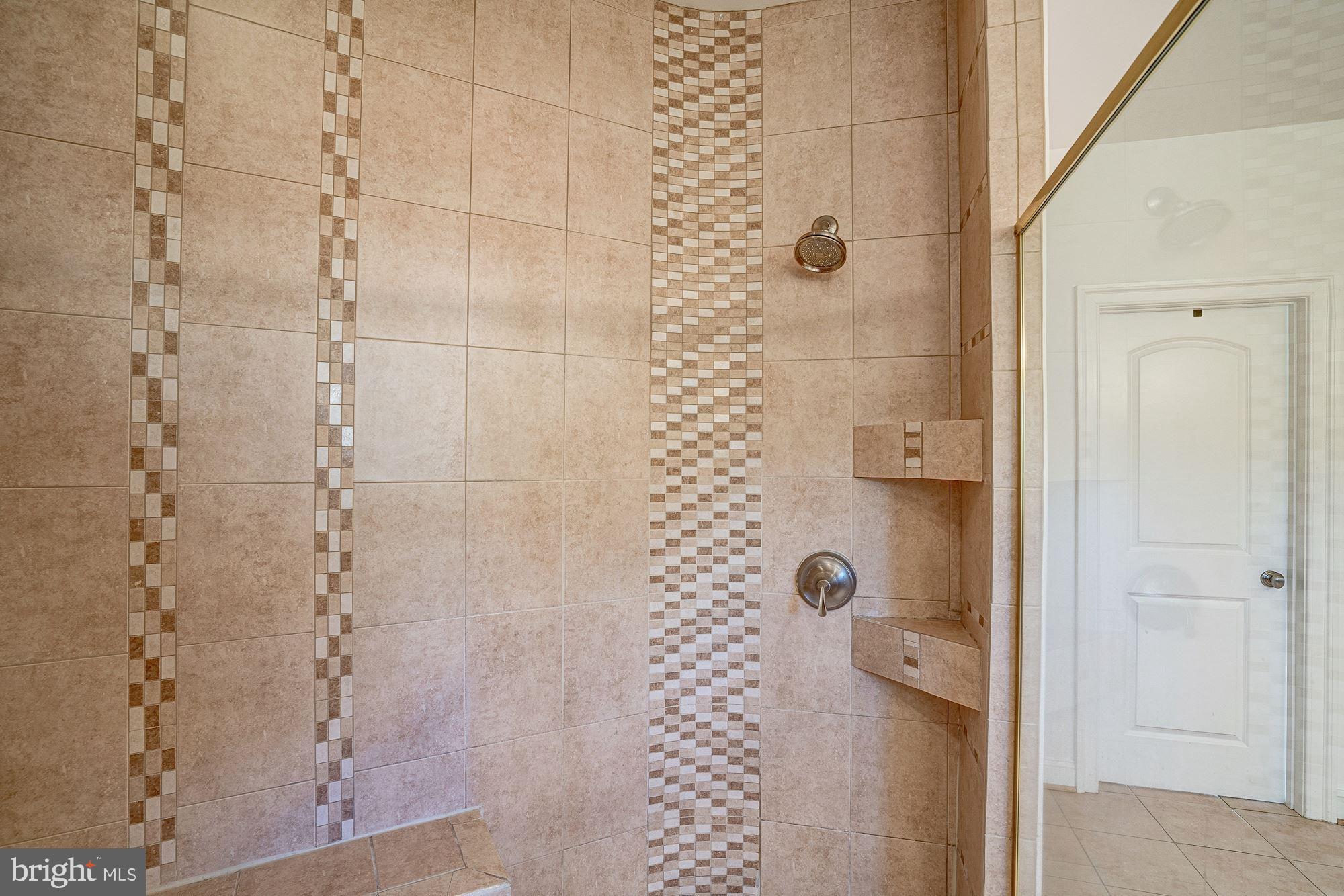 946 Seneca Road Great Falls, VA 22066 - Photo 59 of 106