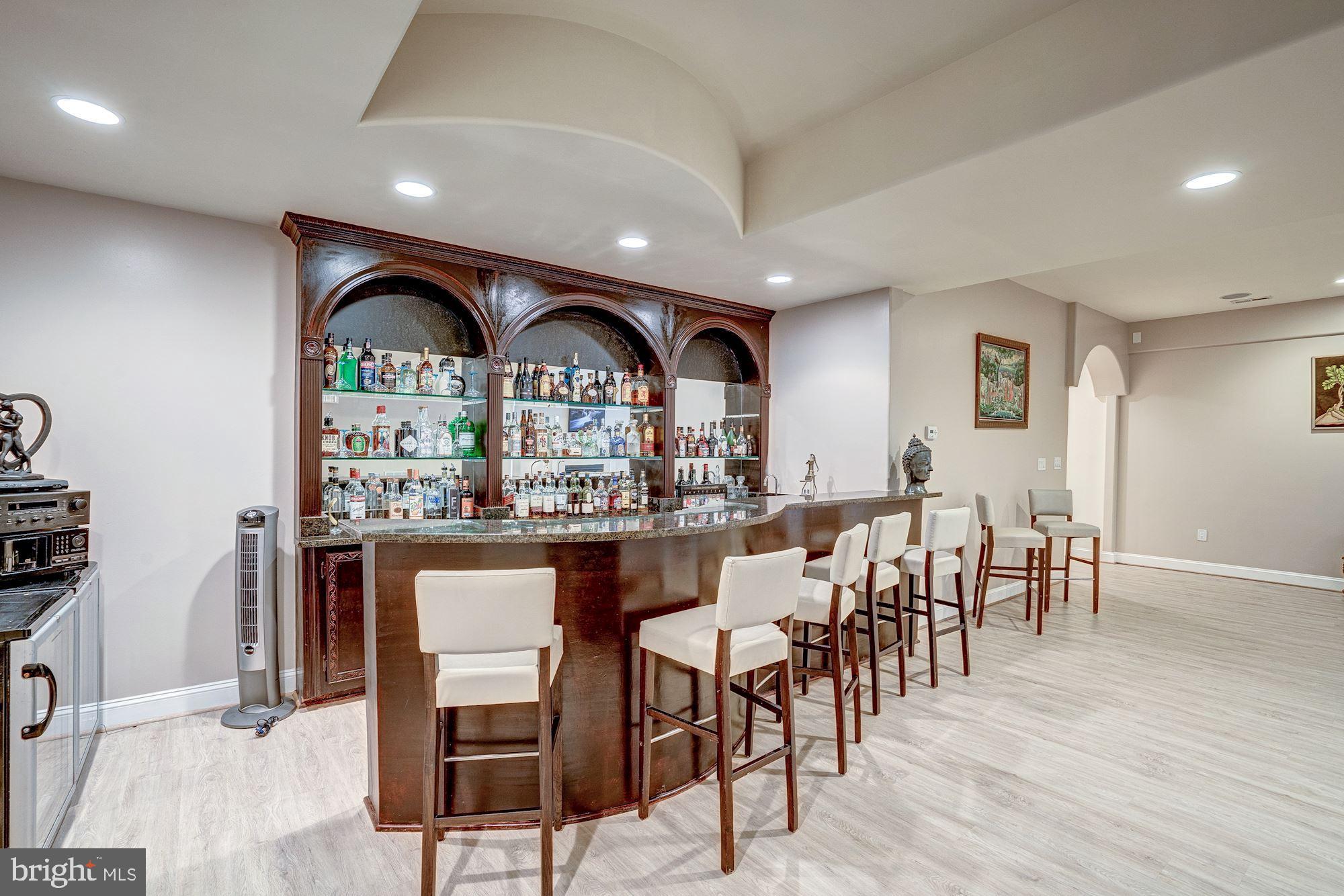 946 Seneca Road Great Falls, VA 22066 - Photo 80 of 106 Wet bar