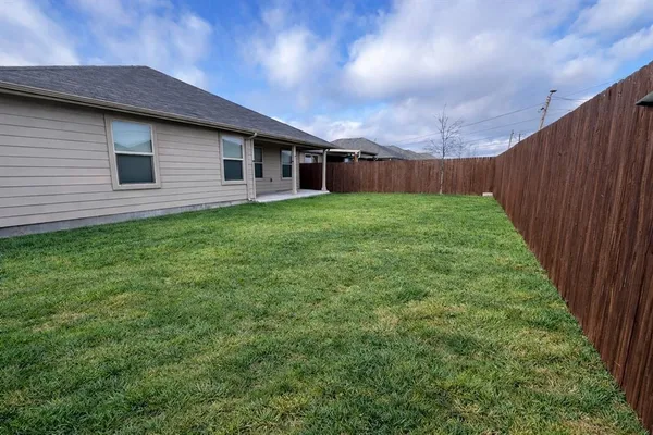 $2,300 | 404 Beekeeper Drive, Fort Worth, TX 76131