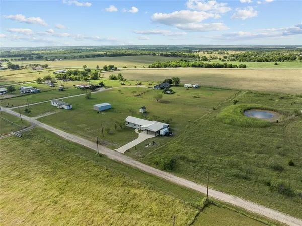 $245,000 | 235 Alton Lane, Ennis, TX 75119