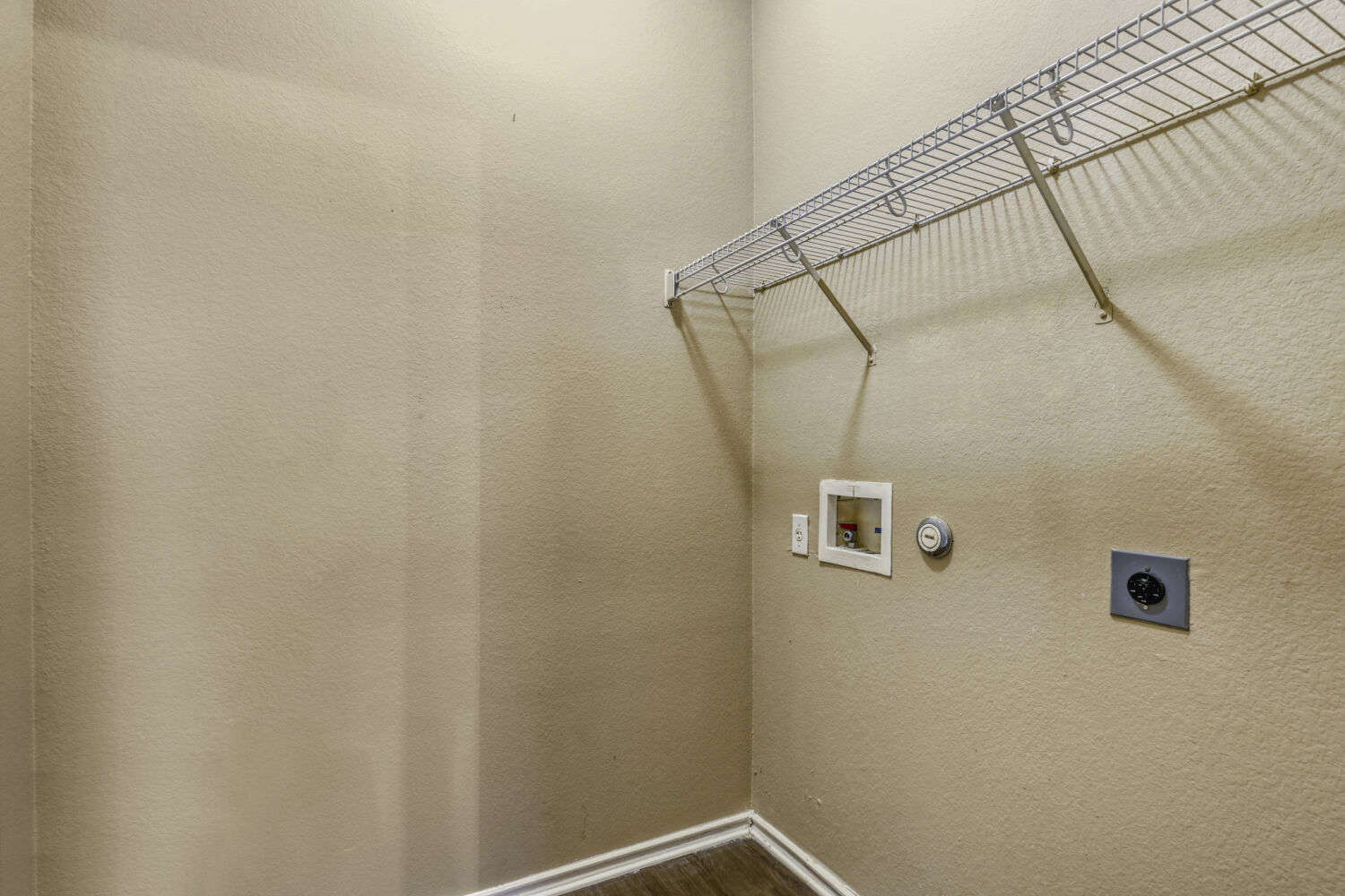 11502 Liberty Street Manor, TX 78653 - Photo 15 of 18 a bathroom with a shower