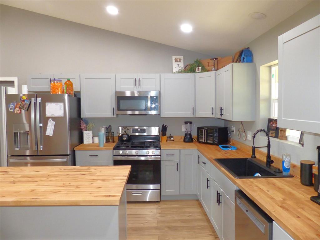 1277 Fm 1028 Rochelle, TX 76872 - Photo 7 of 26