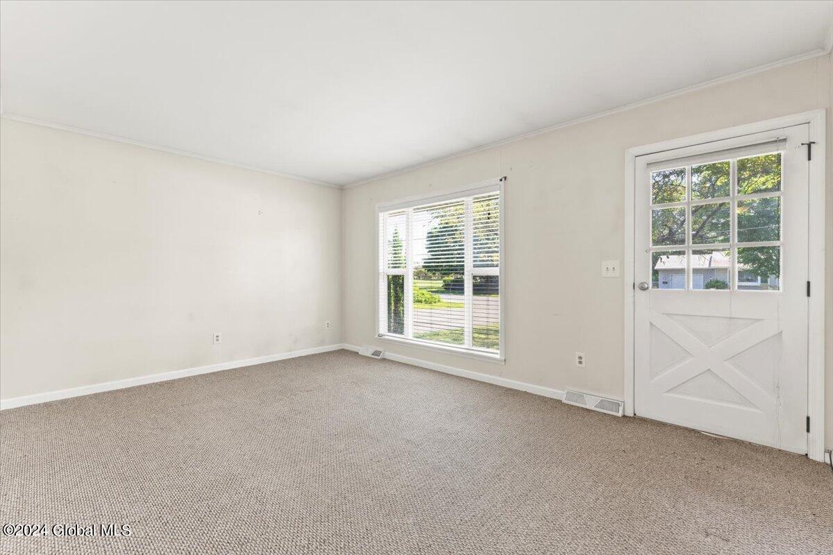 1 Midnight Drive Queensbury, NY 12804 - Photo 4 of 26 19-DOD06632