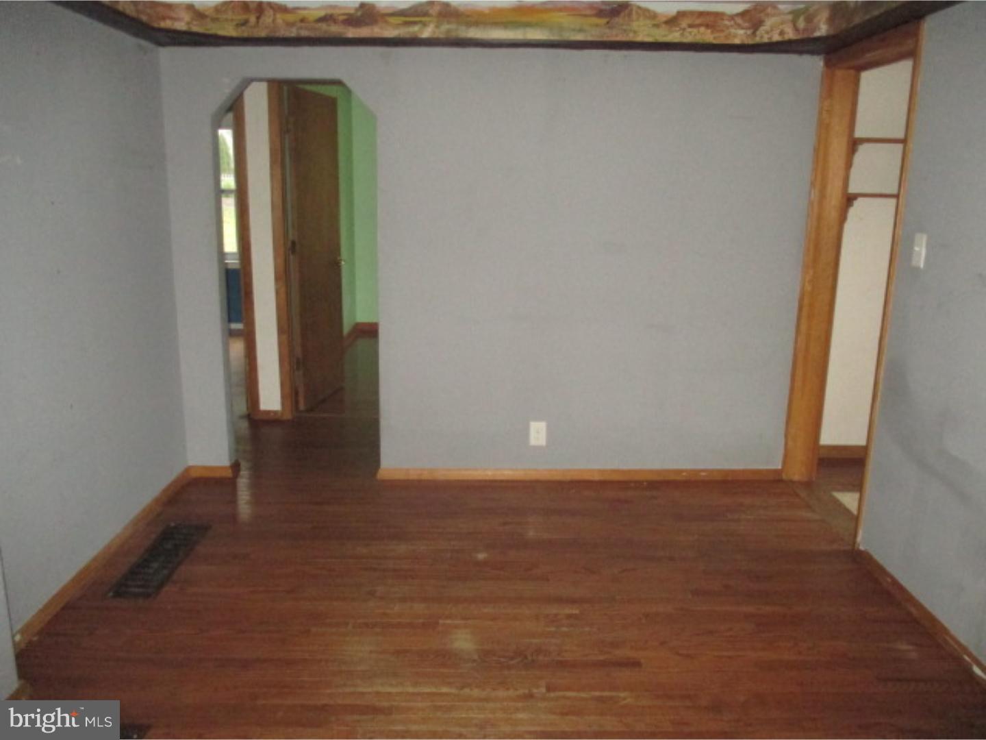 109 Cove Road Deptford, NJ 08051 - Photo 5 of 12 Gallery Image 5