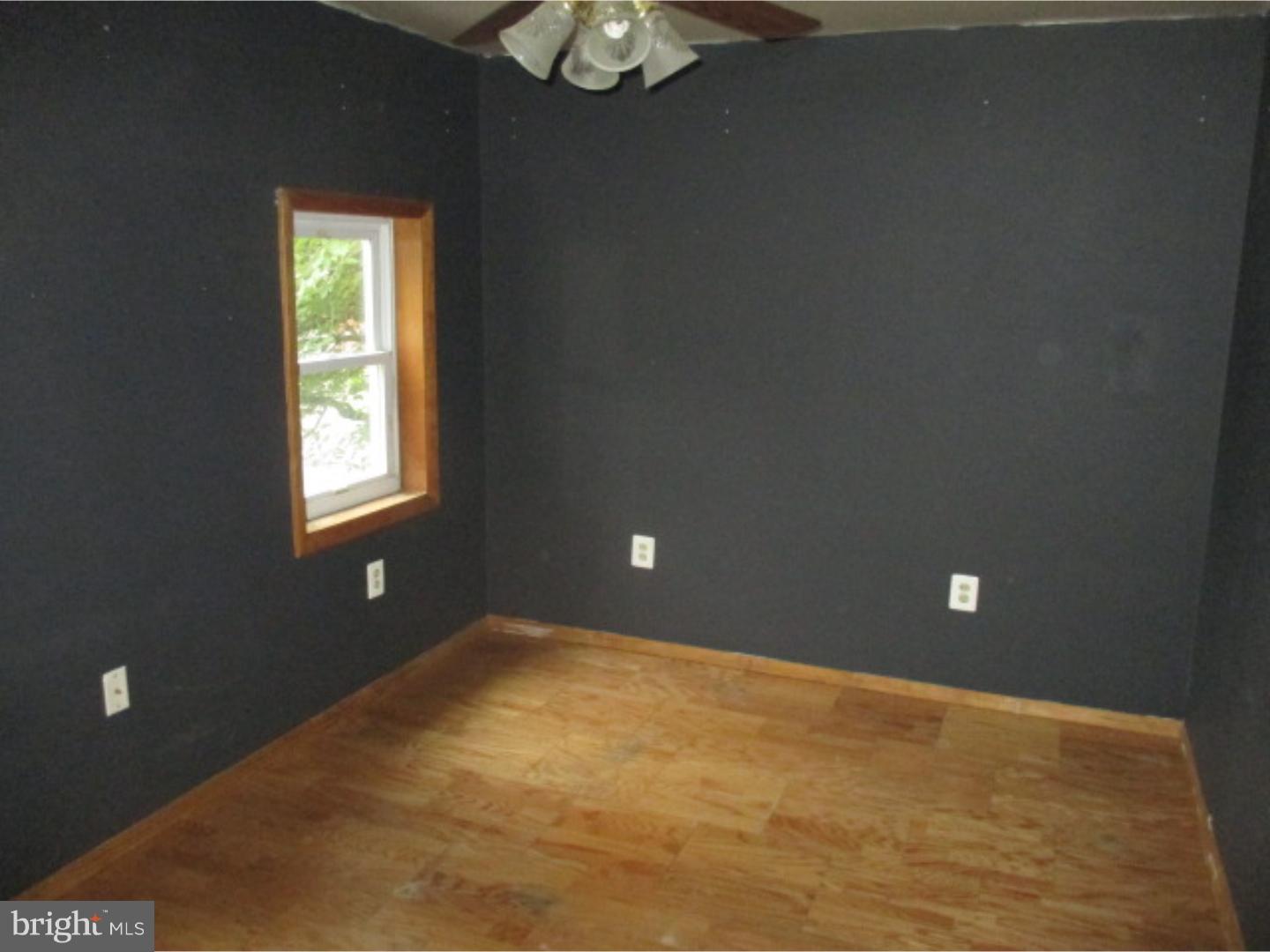 109 Cove Road Deptford, NJ 08051 - Photo 8 of 12 Gallery Image 8