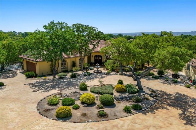 $1,266,000 | 1150 Grassy Hollow Way, Paso Robles, CA 93446