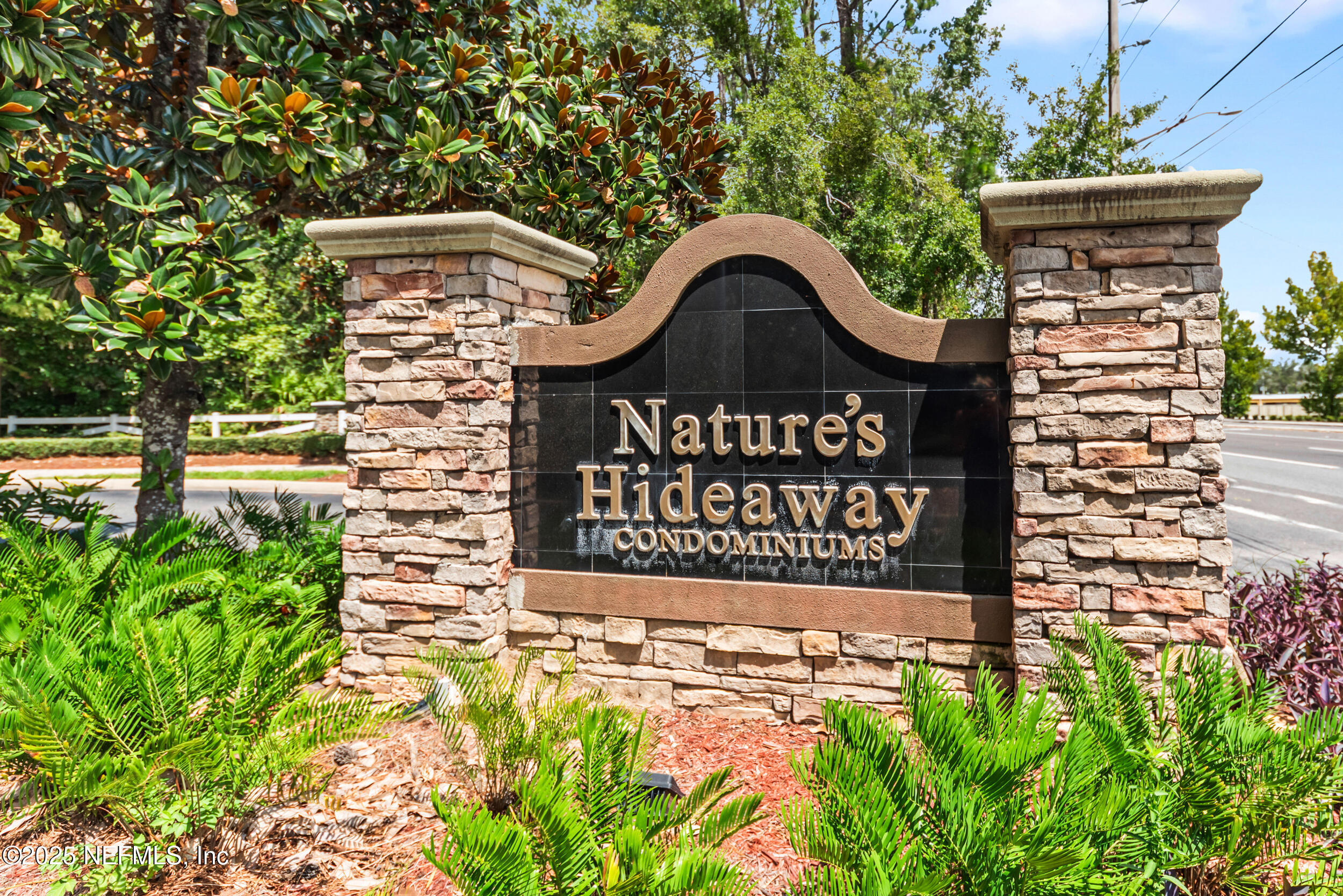 6094 Maggies Circle, Unit 109 Jacksonville, FL 32244 - Photo 2 of 30 a sign that is sitting in front of a house