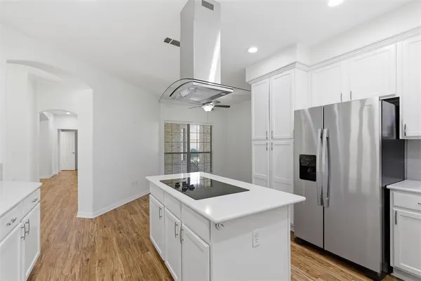 $550,000 | 8925 Crestview Drive, Denton, TX 76207