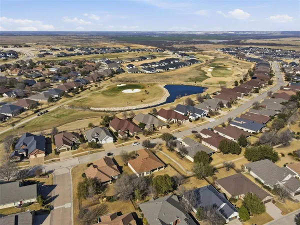 $550,000 | 8925 Crestview Drive, Denton, TX 76207