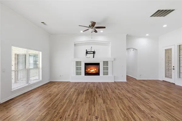 $550,000 | 8925 Crestview Drive, Denton, TX 76207