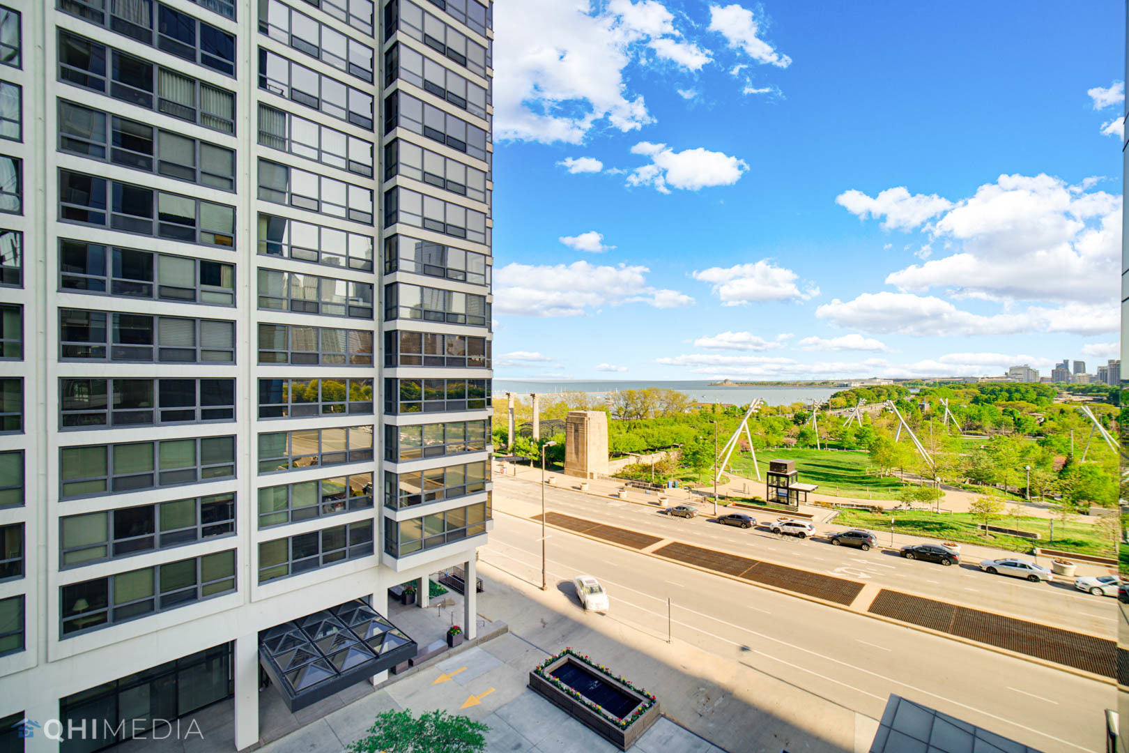 340 East Randolph Street, Unit 500 Chicago, IL 60601 - Photo 19 of 25