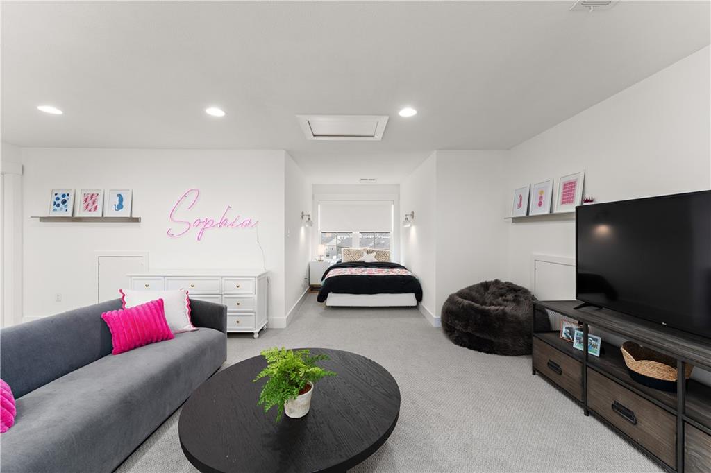 2040 Cherry Road Gibsonia, PA 15044 - Photo 38 of 50