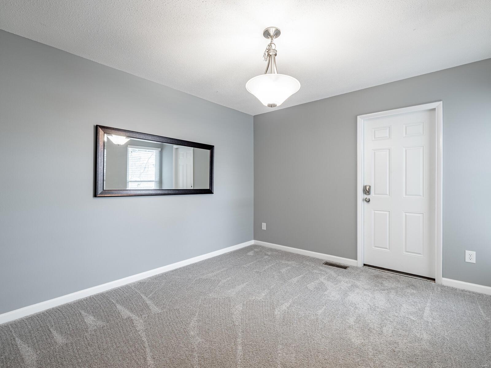 835 Knickerbacker Drive Manchester, MO 63021 - Photo 13 of 32
