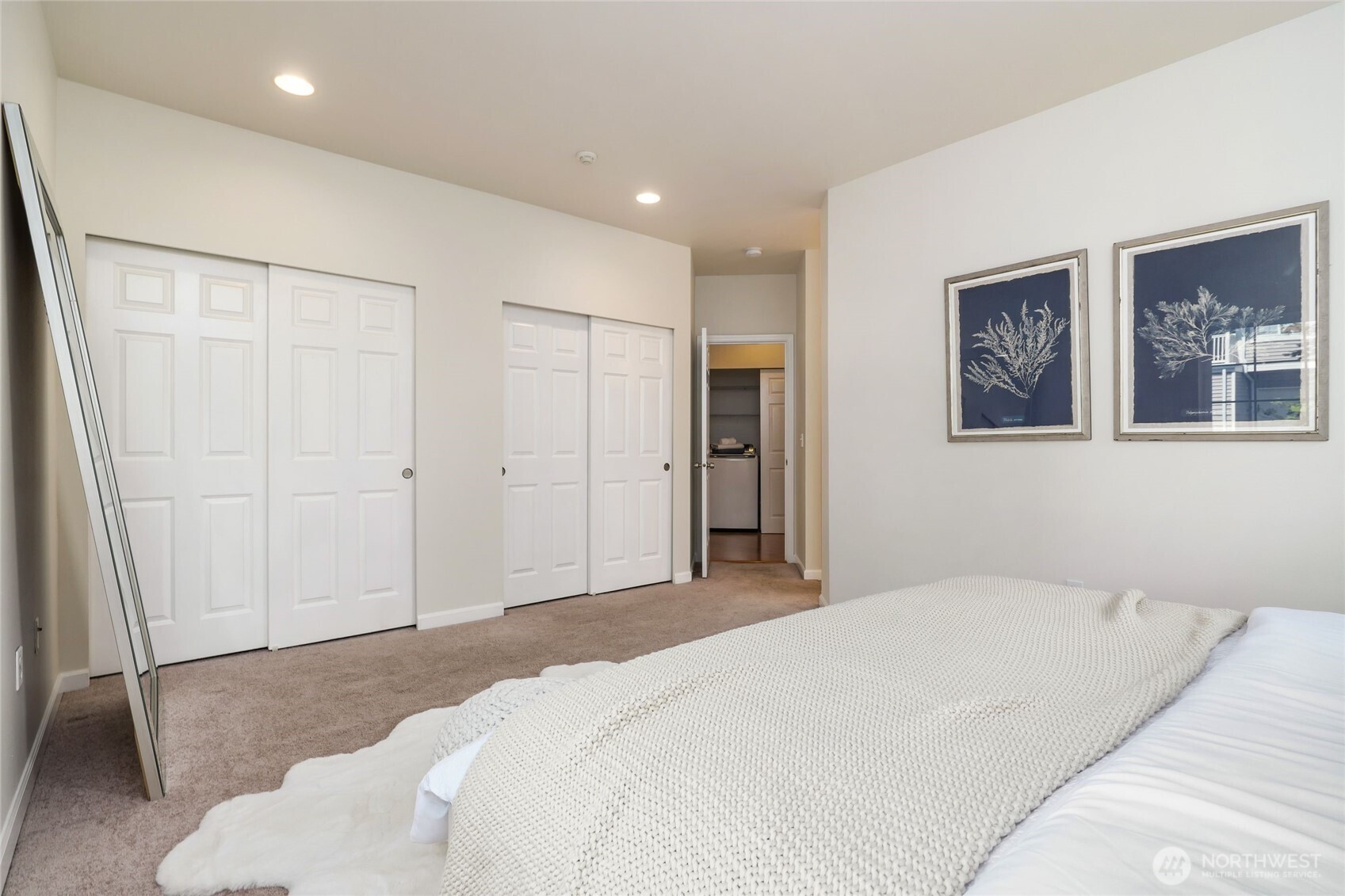 18606 Northeast 57th Street Redmond, WA 98052 - Photo 13 of 24