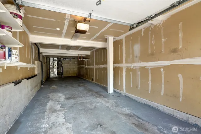 $660,000 | 18606 Northeast 57th Street, Redmond, WA 98052