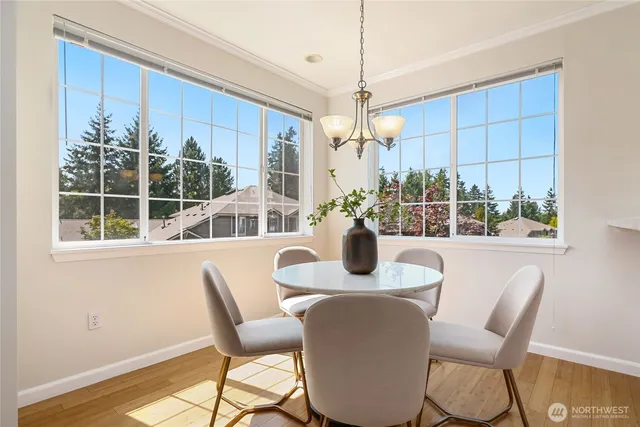 $660,000 | 18606 Northeast 57th Street, Redmond, WA 98052