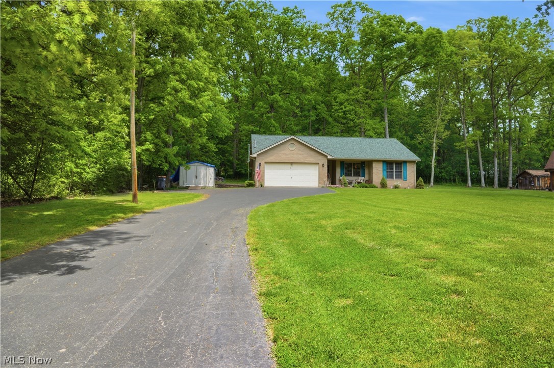 48266 Dyke Road Negley, OH 44441 - Photo 1 of 31