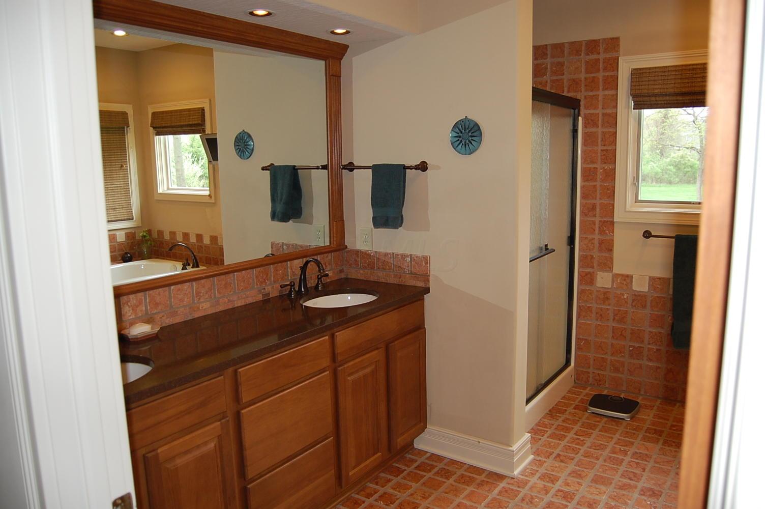 11194 Orchard Road Galena, OH 43021 - Photo 27 of 48 Gallery Image 27