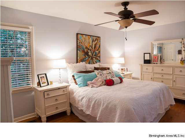2325 Queensview Road Birmingham, AL 35226 - Photo 7 of 19
