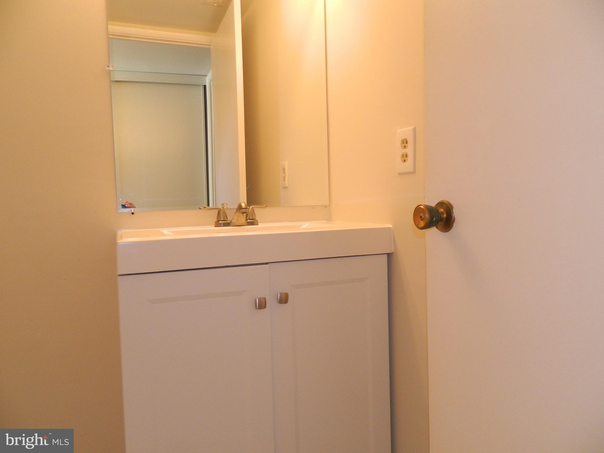 3126 Beckenham Court, Unit 250C Silver Spring, MD 20906 - Photo 11 of 15 Bath