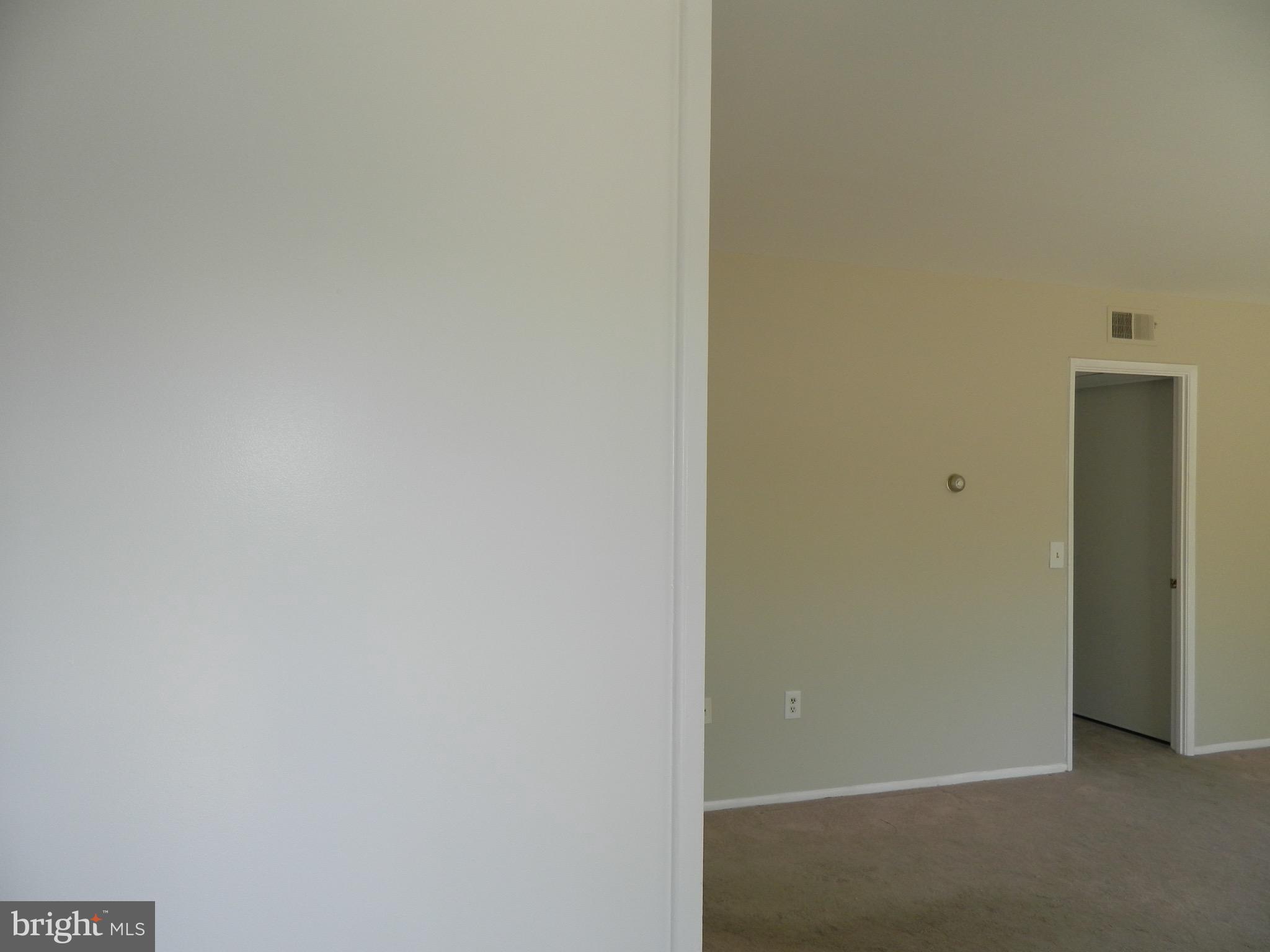 3126 Beckenham Court, Unit 250C Silver Spring, MD 20906 - Photo 3 of 15 Living Room