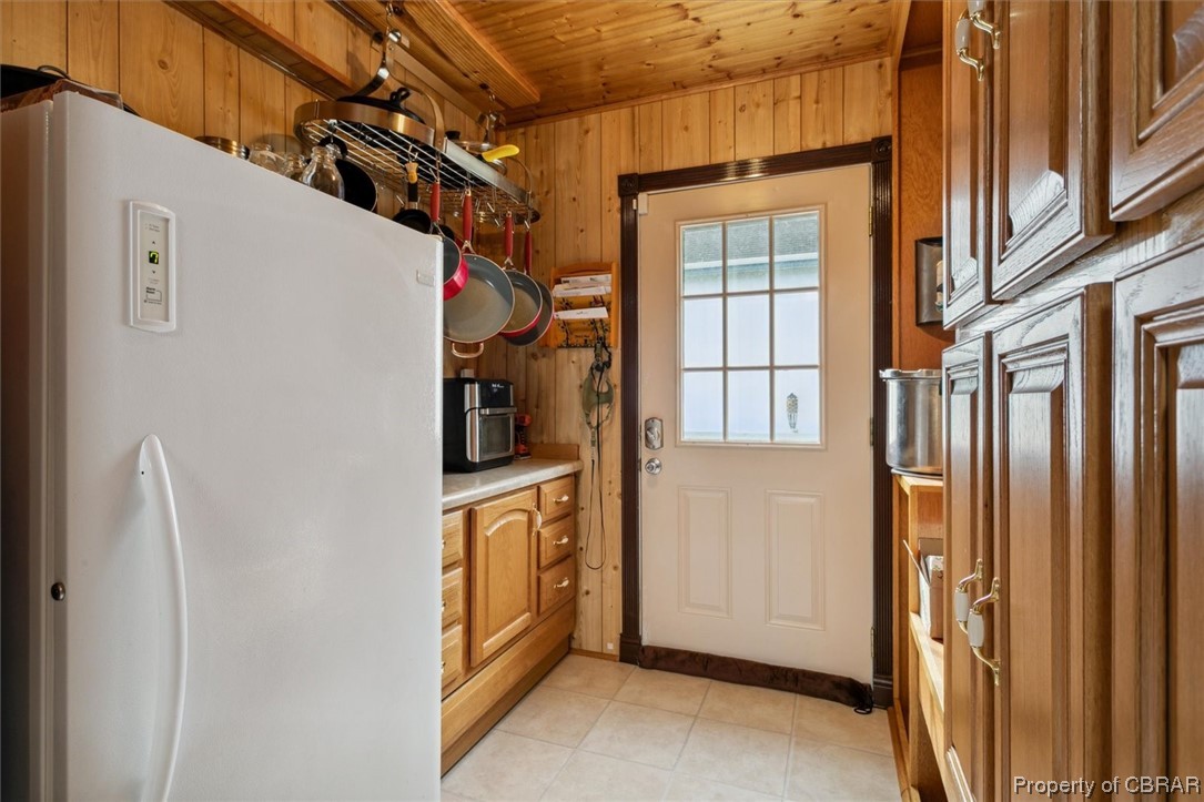 1245 Milby Town Road Shacklefords, VA 23156 - Photo 9 of 47